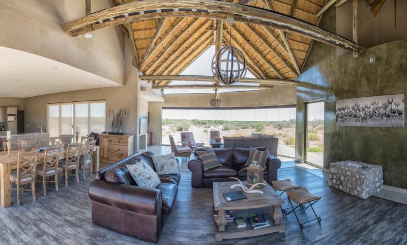 Naankuse Lodge Windhoek Esterno foto