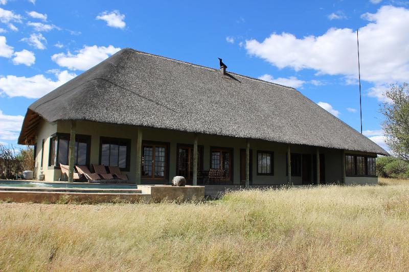 Naankuse Lodge Windhoek Esterno foto