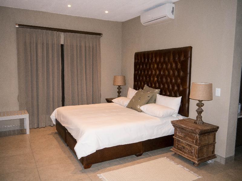 Naankuse Lodge Windhoek Esterno foto