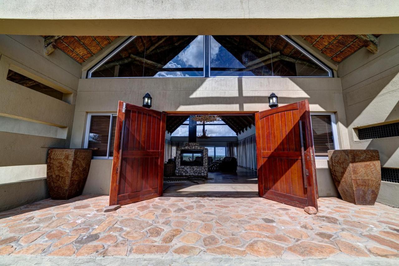 Naankuse Lodge Windhoek Esterno foto